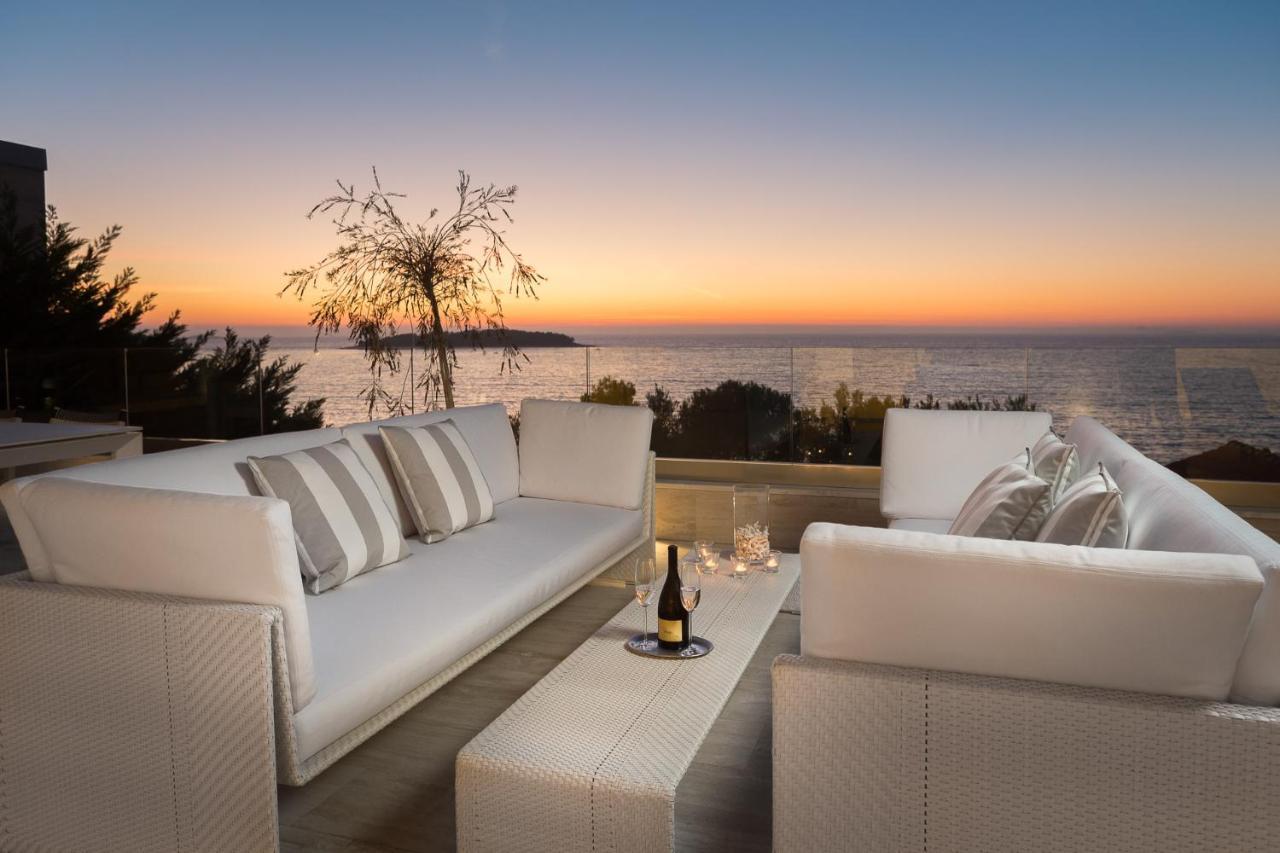 Luxury Seafront Villa Primosten Glamour With Private Pool, Sauna And Gym At The Beach In Primošten Exterior foto